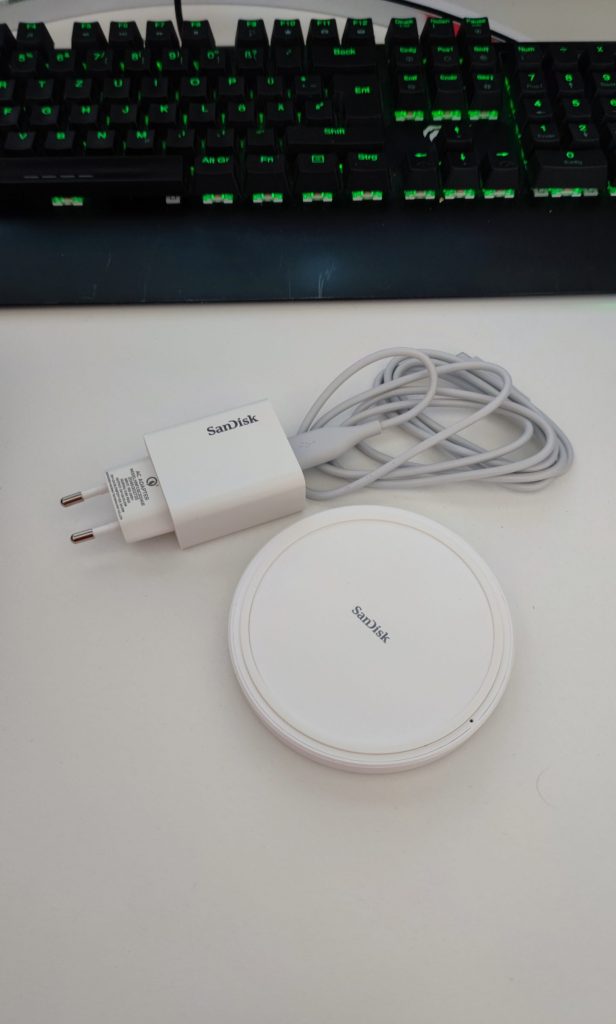 Sandisk IXPAND Wireless Charger
