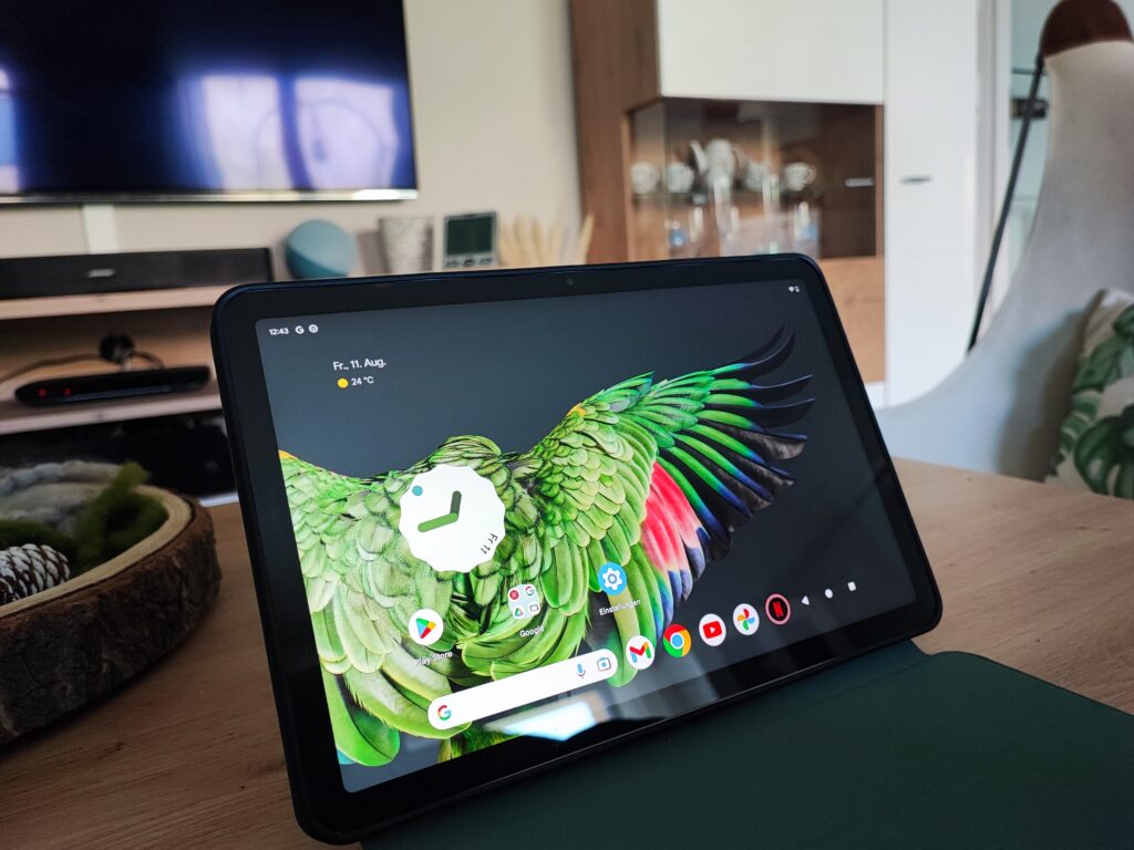 Google Pixel Tablet mit Ladedock und Lautsprecher