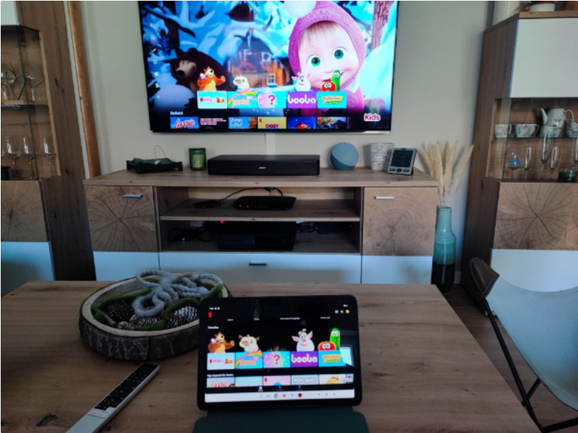 Tablet und TV im Vergleich