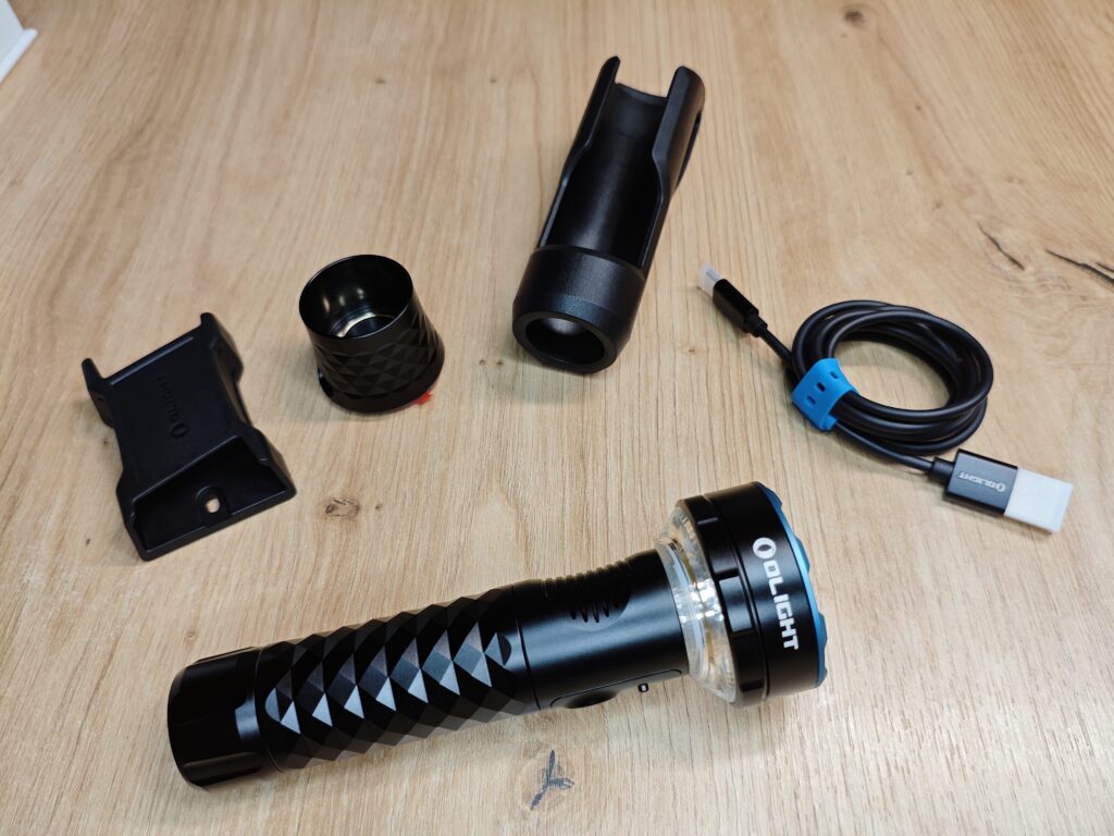 Olight Prowess samt Zubehör