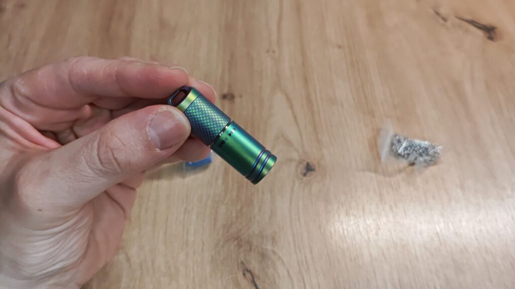 Taschenlampe vor der Montage