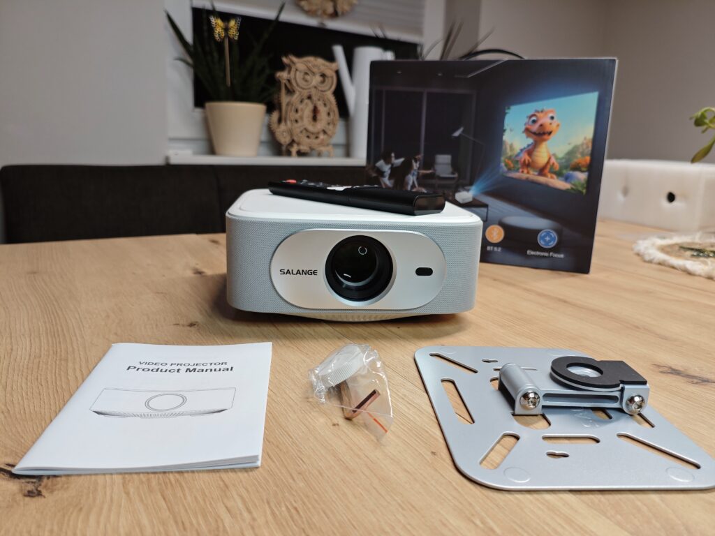 Beamer Salange P92max inkl Zubehör