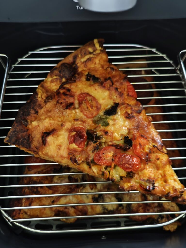Pizza wieder knusprig