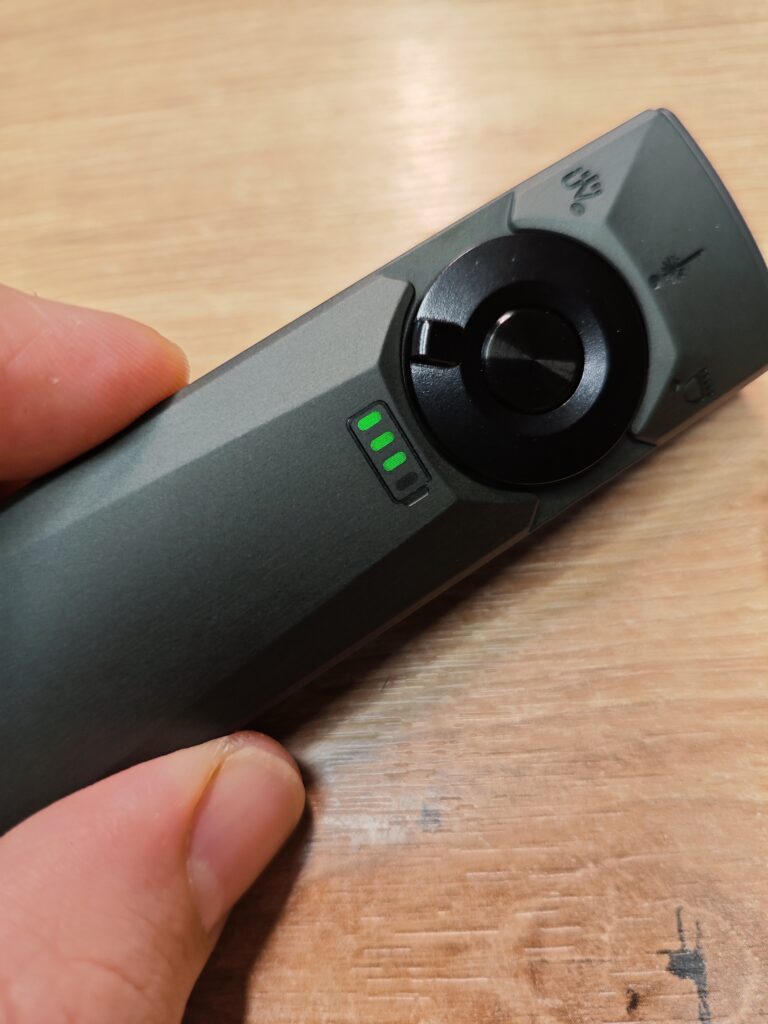 Olight Arkfeld Ultra Klasse 1