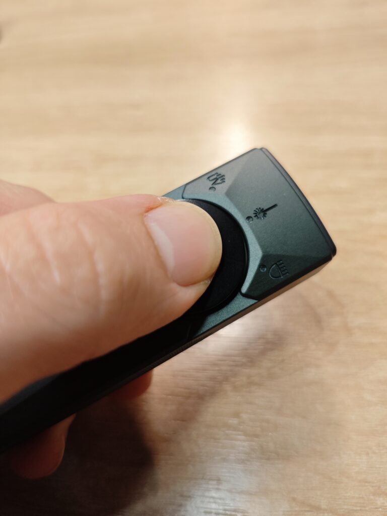 Olight Arkfeld Ultra Drehschalter