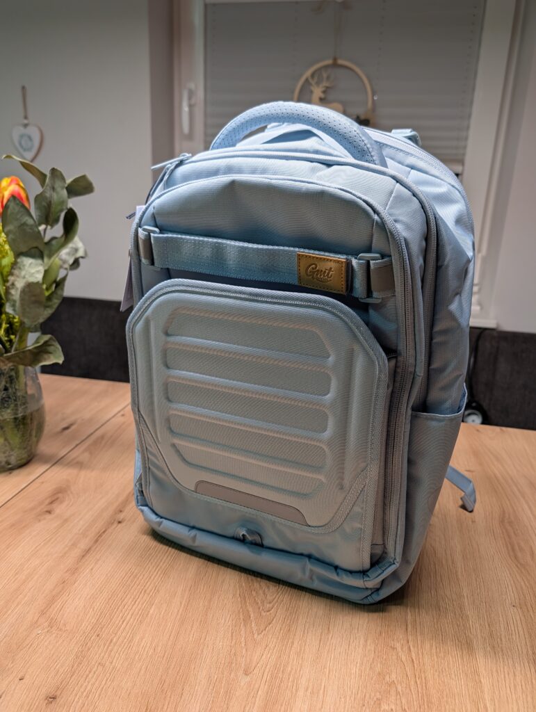 Geschlossenes vorderes Fach