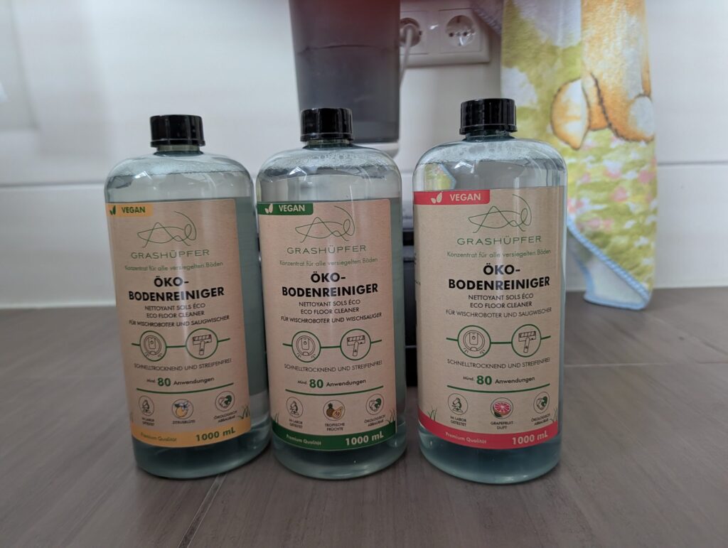 Bodenreiniger Saugroboter ökologisch Grashüpfer