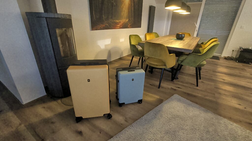 Koffer von Level8 in der Ferienwohnung